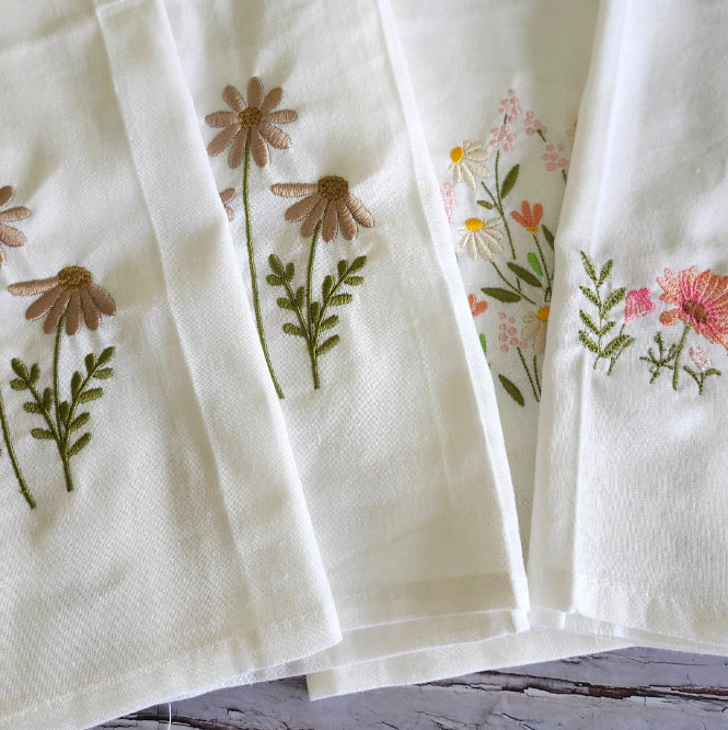 Kitchen towels embroidery