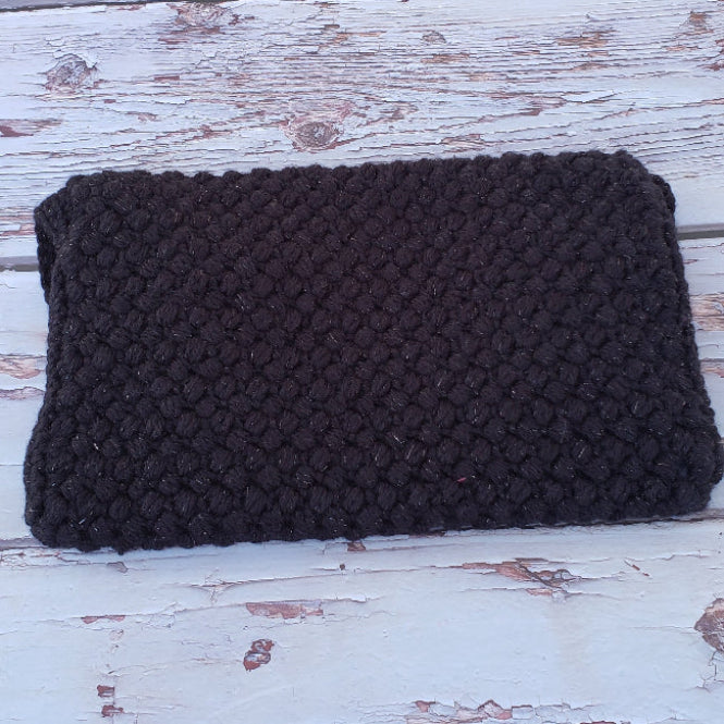 Evening Knit Clutch