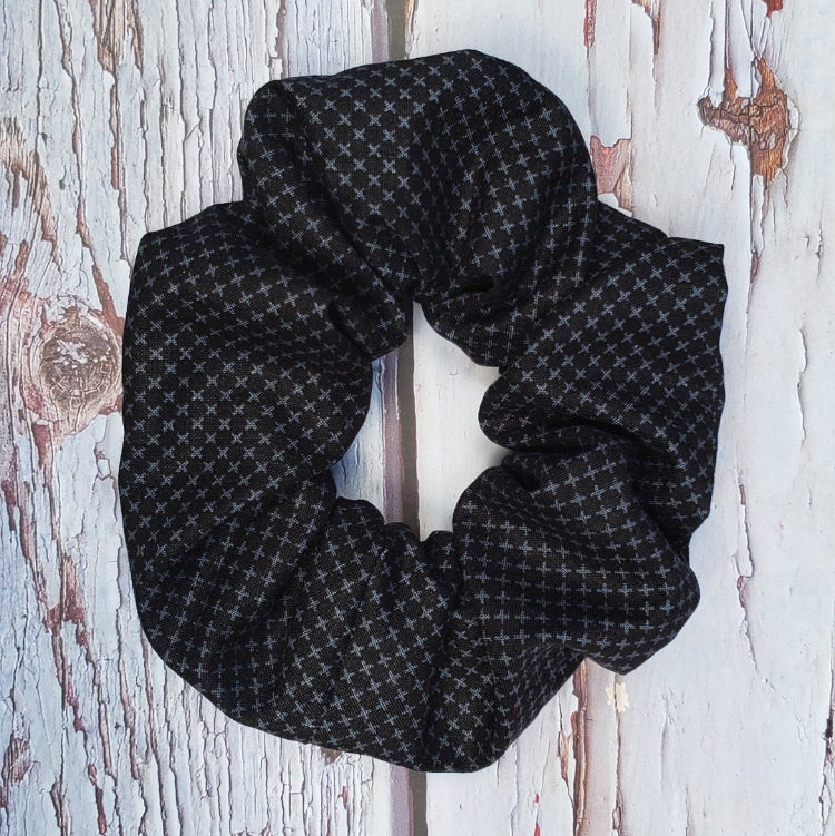black scrunchie handmaade