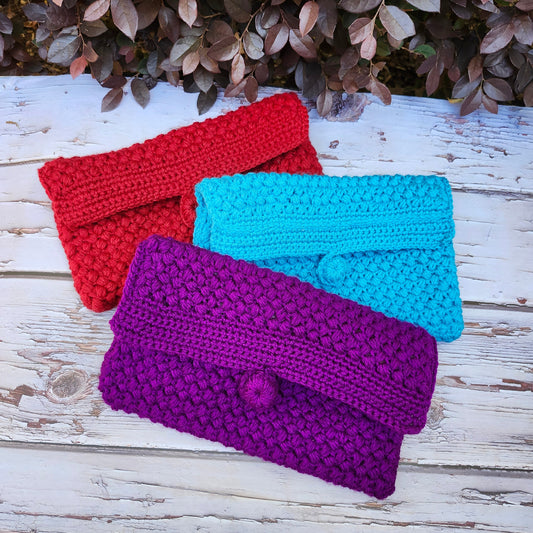 Elegance in Every Stitch: Crochet Clutches That Brighten Your Style