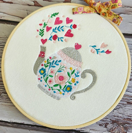 hoop floral tea pot