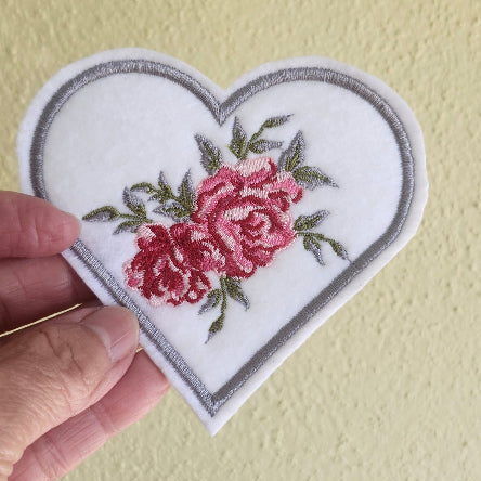 retro patch heart embroidered